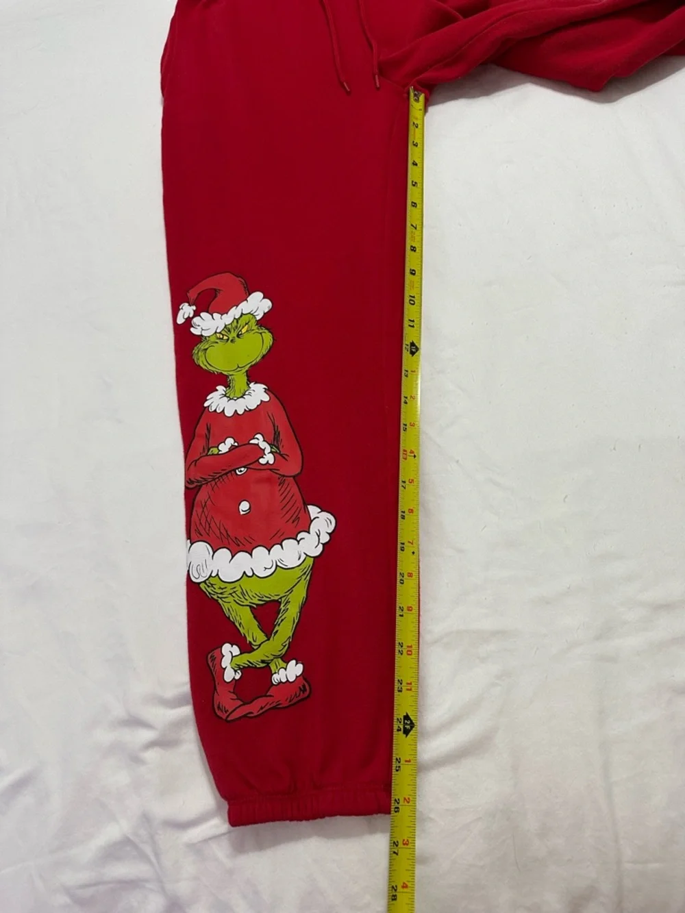 DR SEUSS GRINCH RED CHRISTMAS JOGGER SWEATPANTS WOMENS MEDIUM FLEECE - Picture 7 of 9